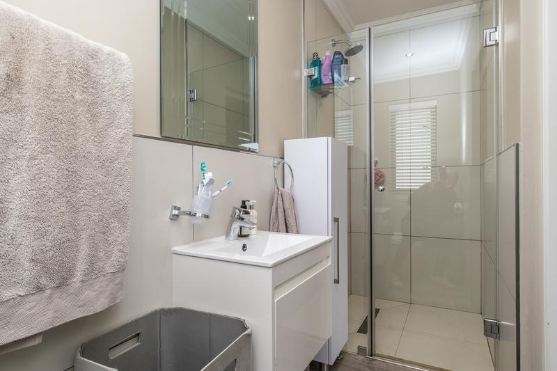 To Let 3 Bedroom Property for Rent in Constantia Western Cape